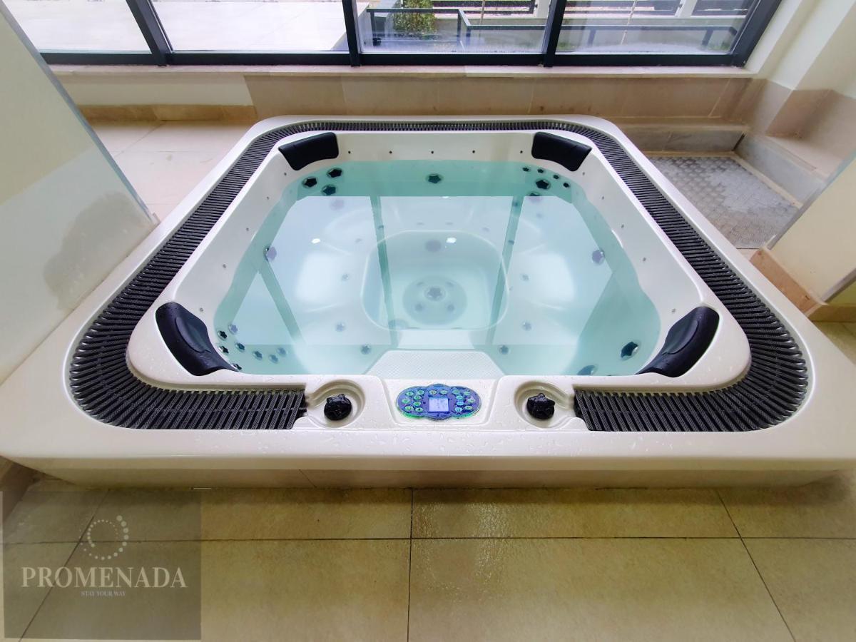 Coral Aparthotel Pool & Spa Mamaia Nord ナボダリ エクステリア 写真