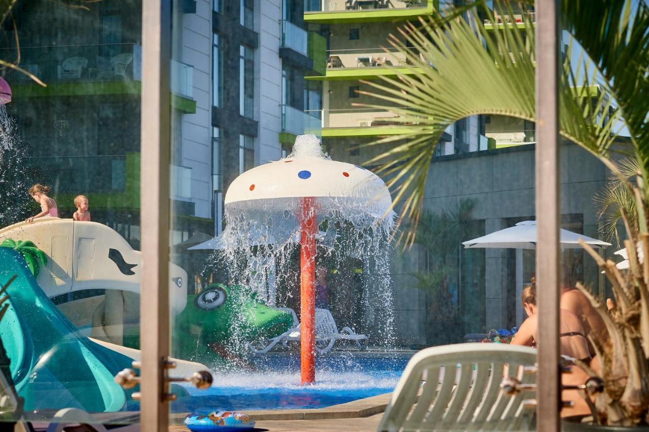 Coral Aparthotel Pool & Spa Mamaia Nord ナボダリ エクステリア 写真